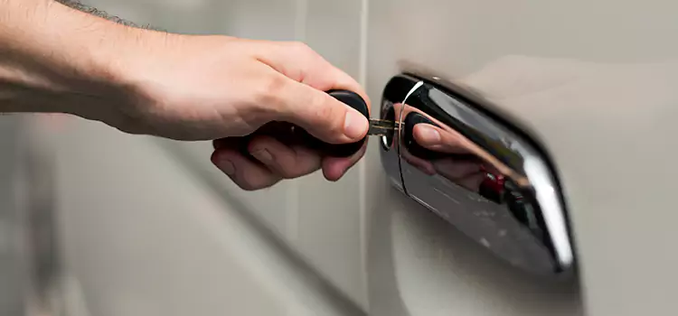 Why Choose Our Auto Locksmith Team in Cuyahoga Falls, OH?